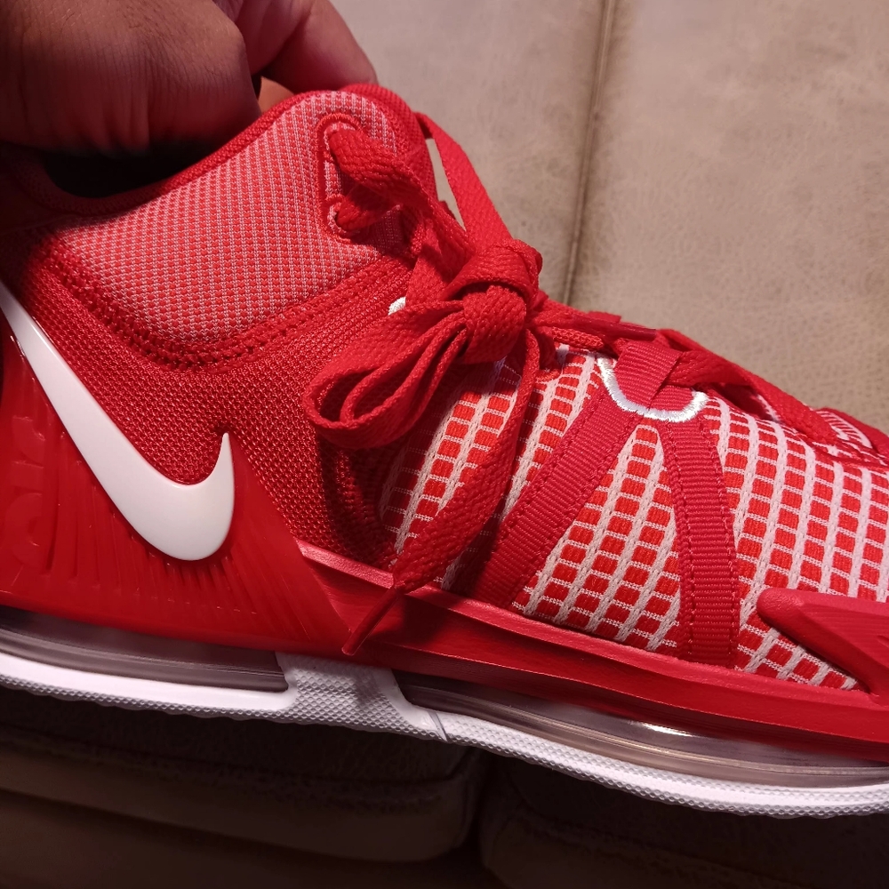 Mens Lebron witness vii university red size 10 m - Picture 5 of 13